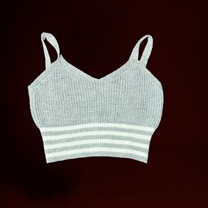 Cute gray and white cami crop top fits medium